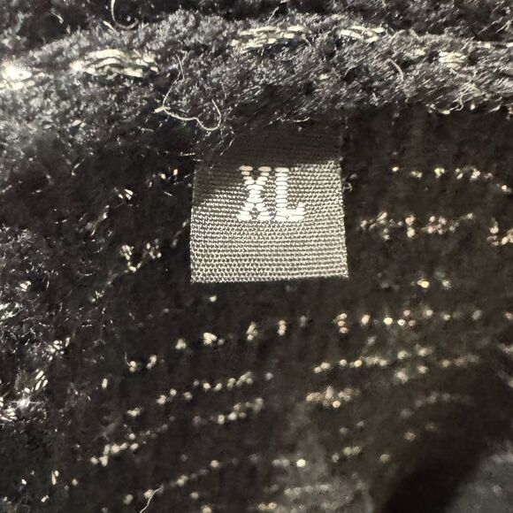 Alexis sweater or cardigan in black and silver with pearl buttons size XL - Picture 9 of 10